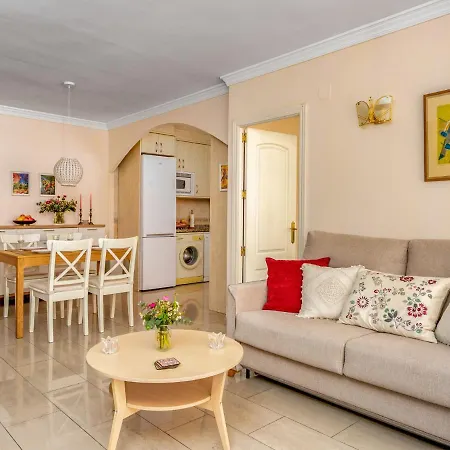 Caracas De By Interhome * マルベーリャ