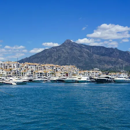 Caracas De By Interhome Marbella