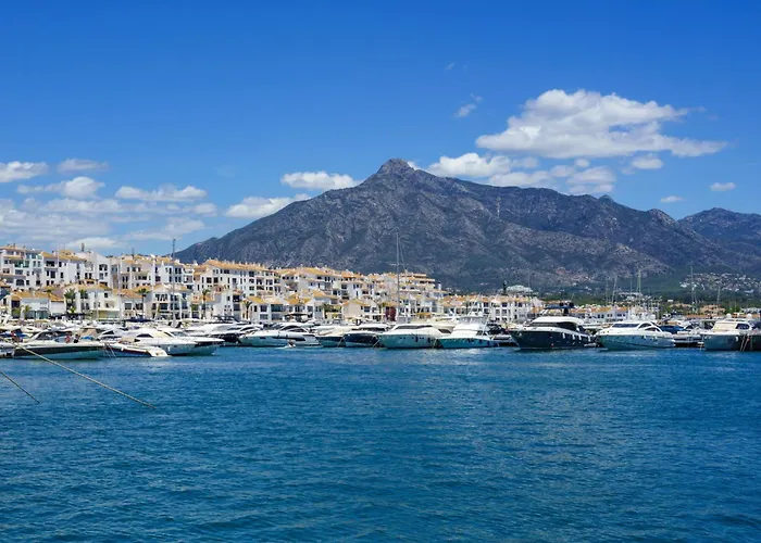 Caracas De By Interhome Marbella